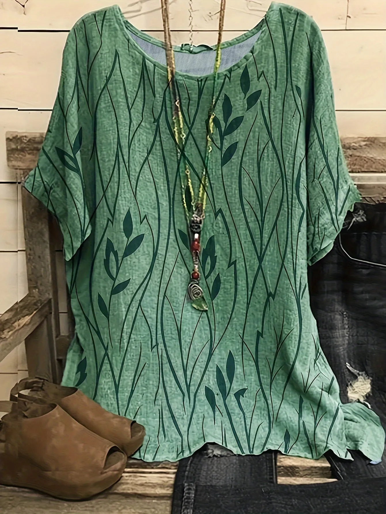 Floral Print Round Neck Half Sleeve Tee for Plus Size Women