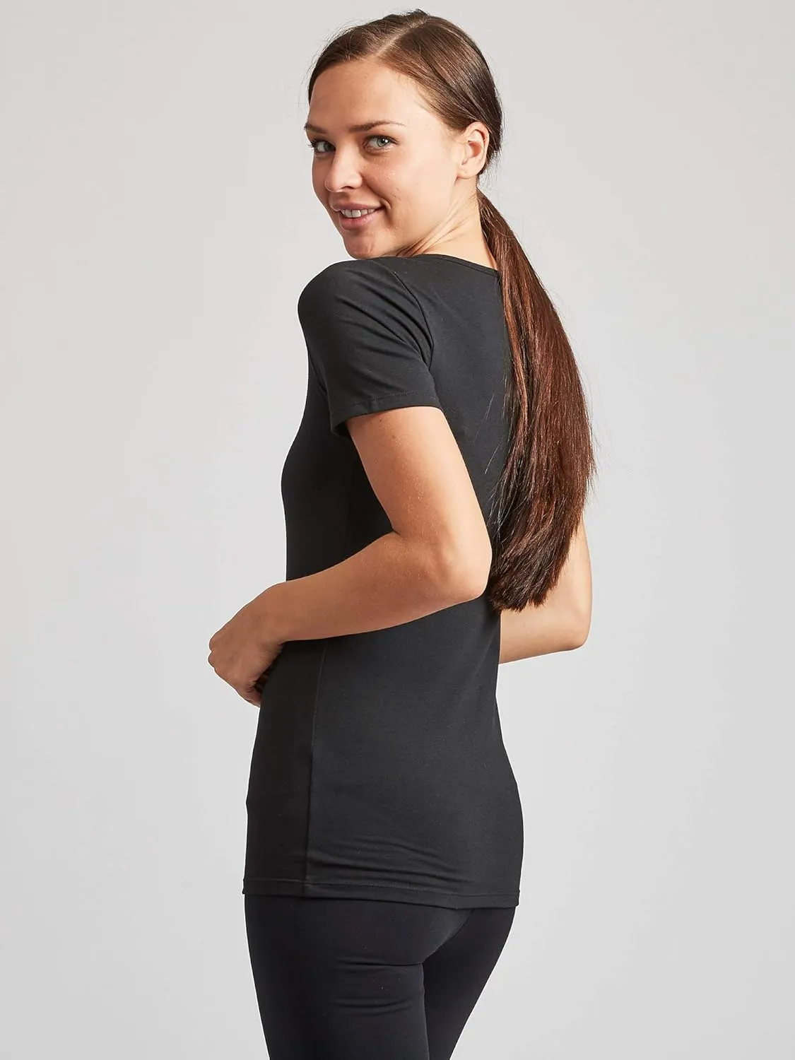 Kalon Women's 4-Pack V-Neck T-Shirt Base Layer