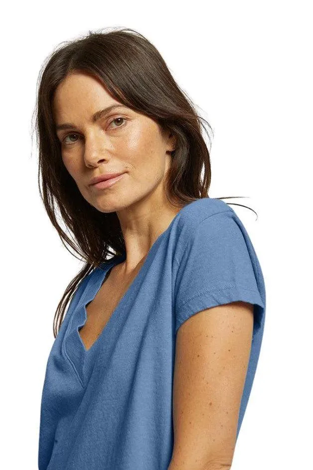 Perfect White Tee - Alanis V-neck
